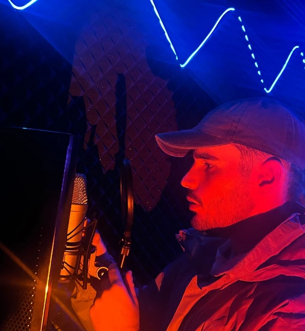Mario en el estudio